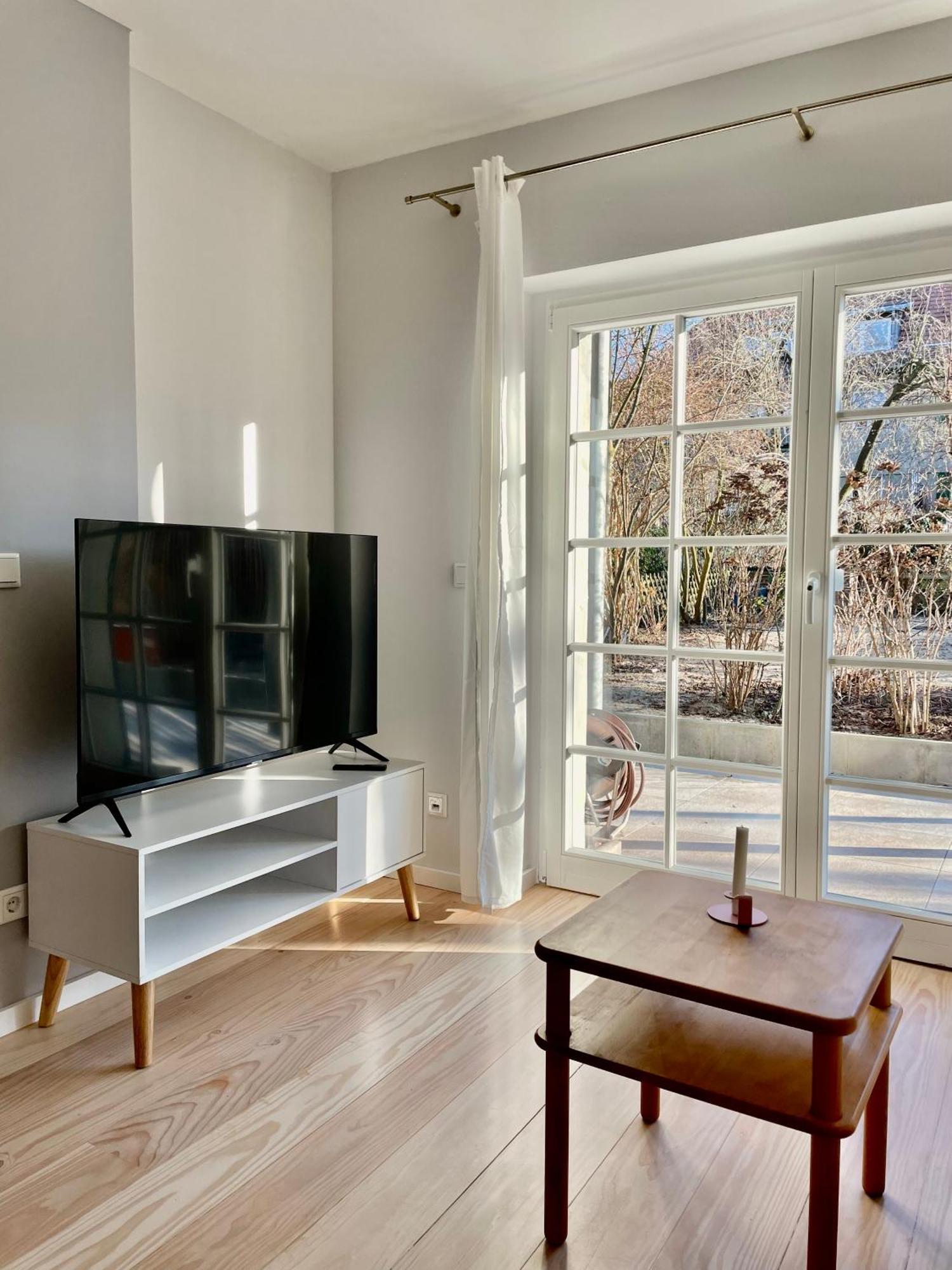 Urban-Oasis: Zentral, Ruhig, Neu! Apartment Berlin Luaran gambar